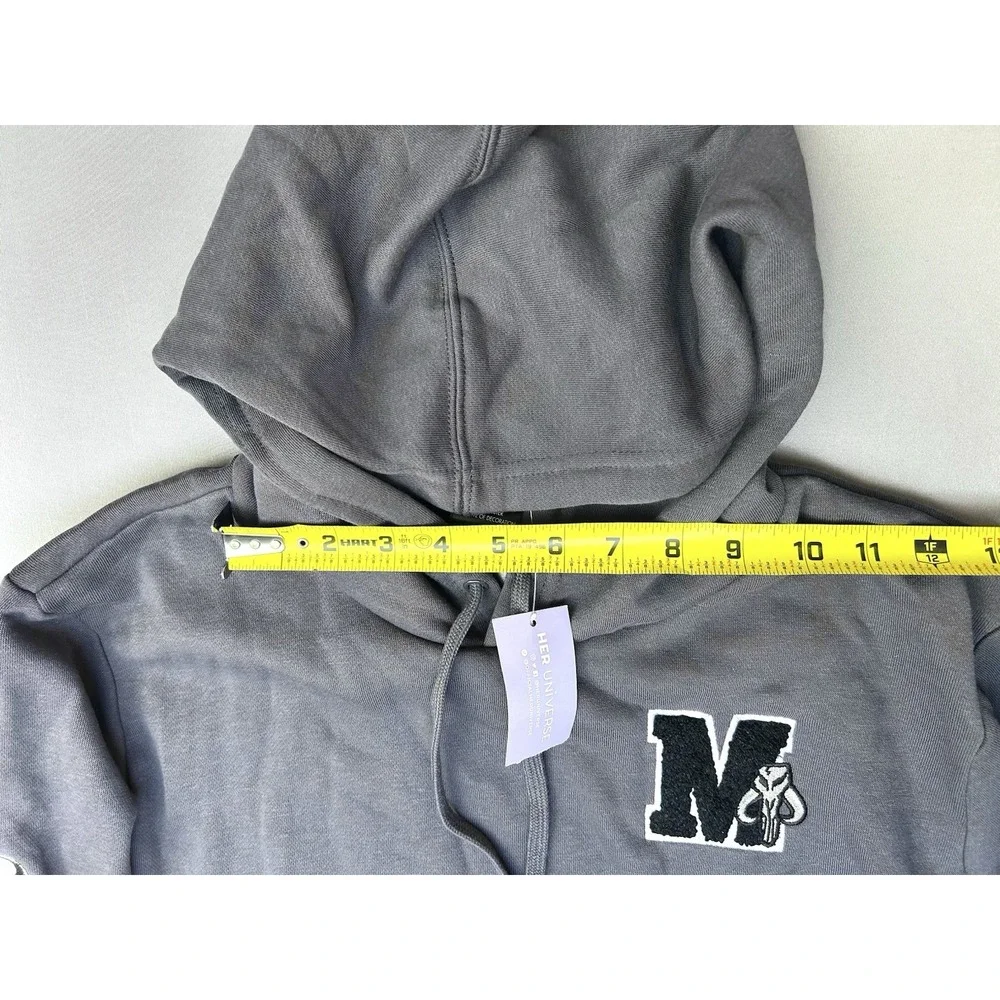 Star Wars Mandalorian Women's L Her Universe Hoodie NEW With Tags - Picture 8 of 14